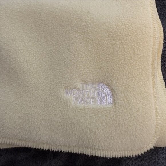 The North Face Unisex Polartec Recycled Fleece Scarf OS Pale Yellow Outdoor - Picture 2 of 7